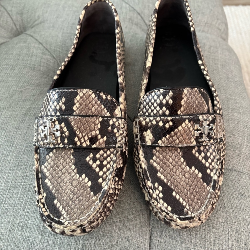 TORY BURCH Snakeskin Leather Driving Loafers